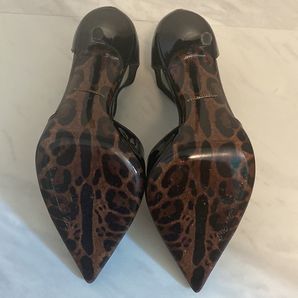 Black Patent Dolce & Gabbana Pump - Picture 4 of 9